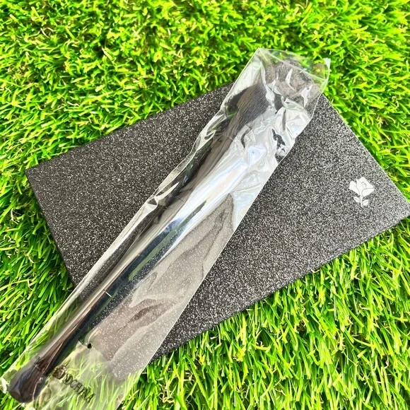 Lancome eye shadow and blush palette and double end make up brush - Picture 3 of 8